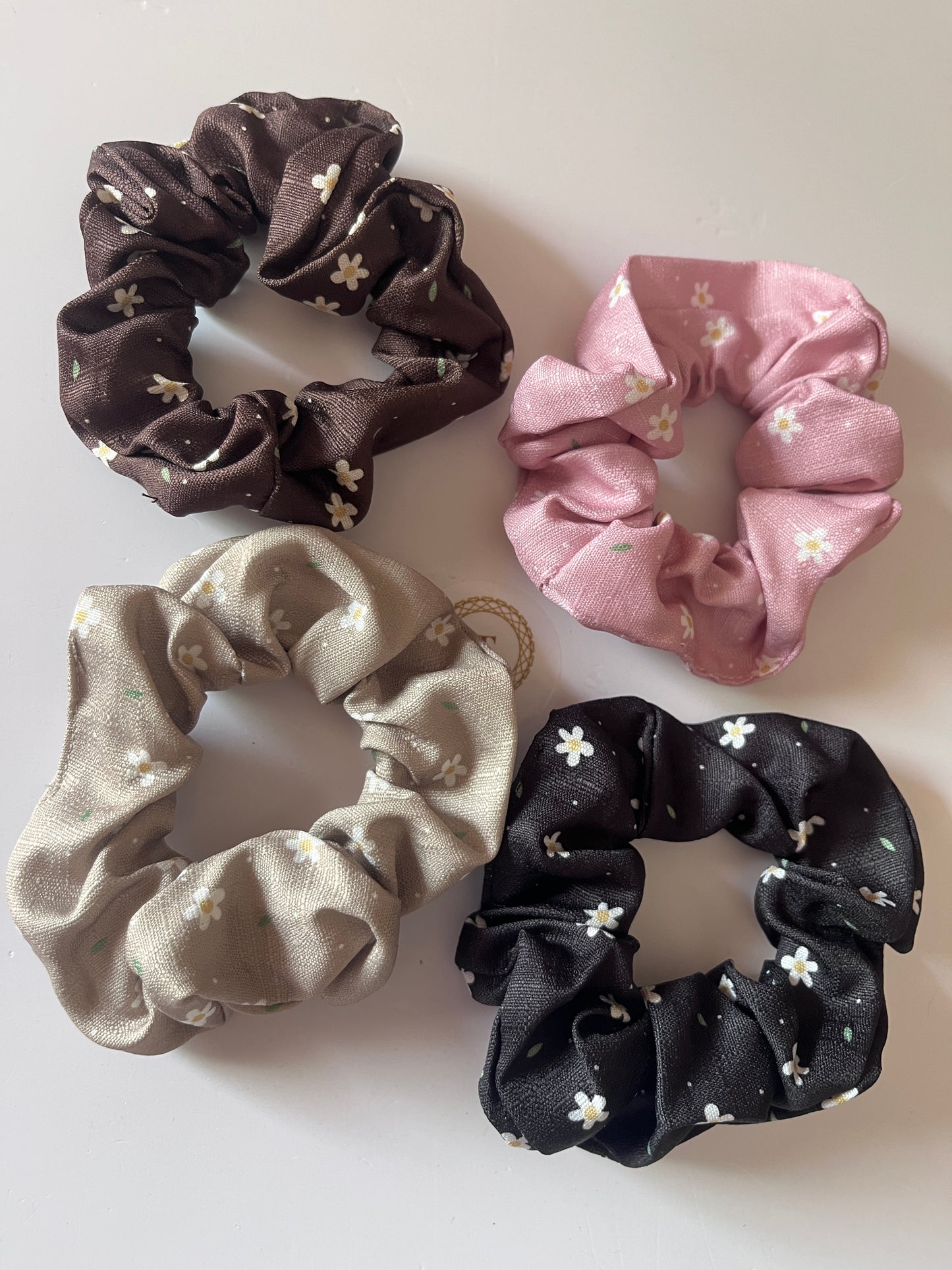 Floral Print Scrunchies - Regular