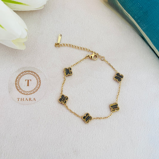 Stainless Steel Stripe Small Clover Chain Bracelet