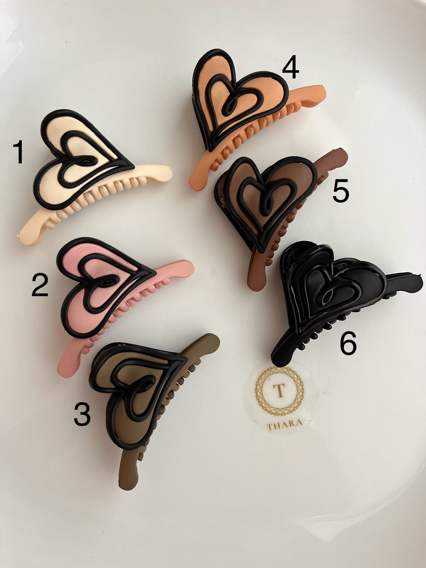 Heart Shaped Medium Claw Clip – Matte Finish