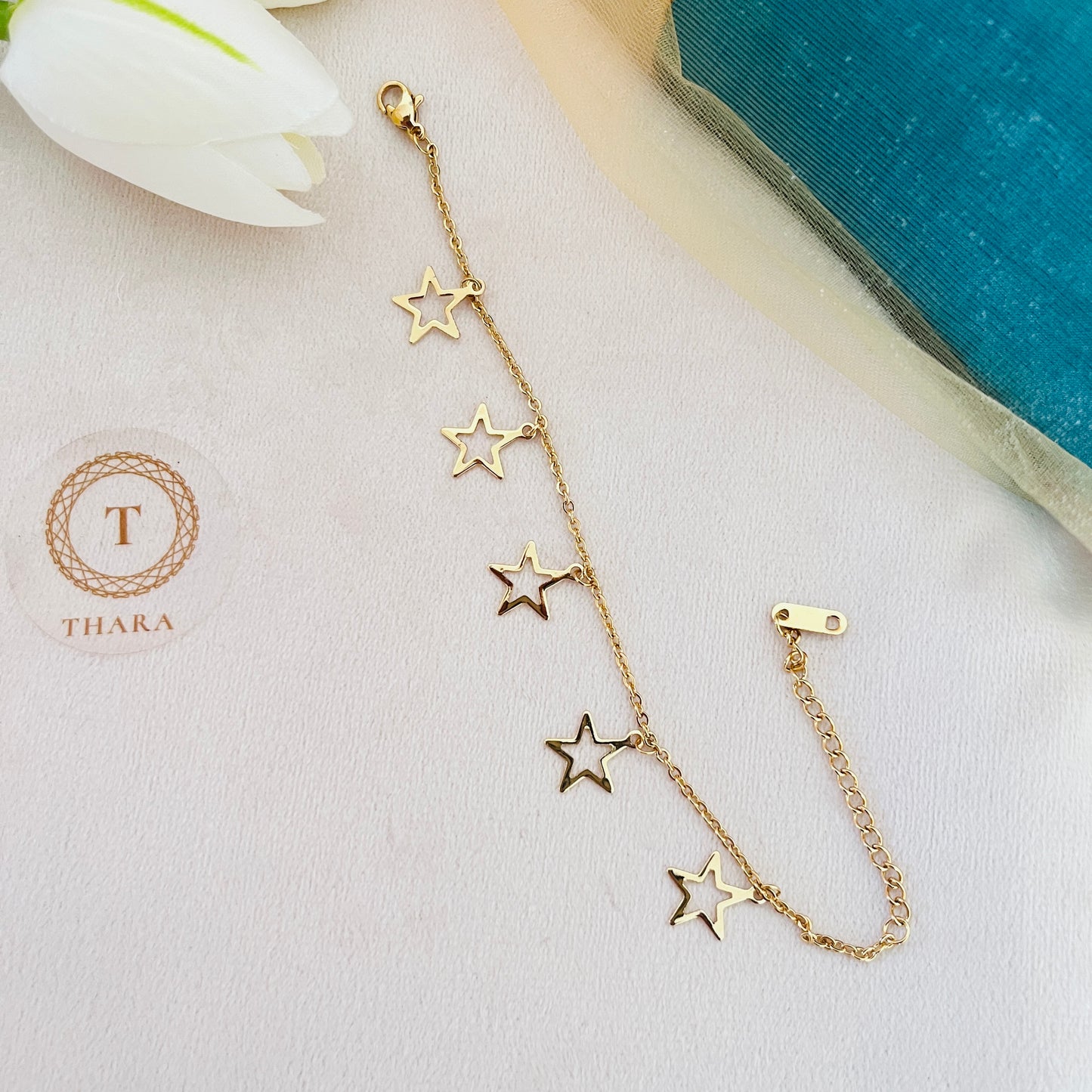 Elegant Star Charm Chain Bracelet