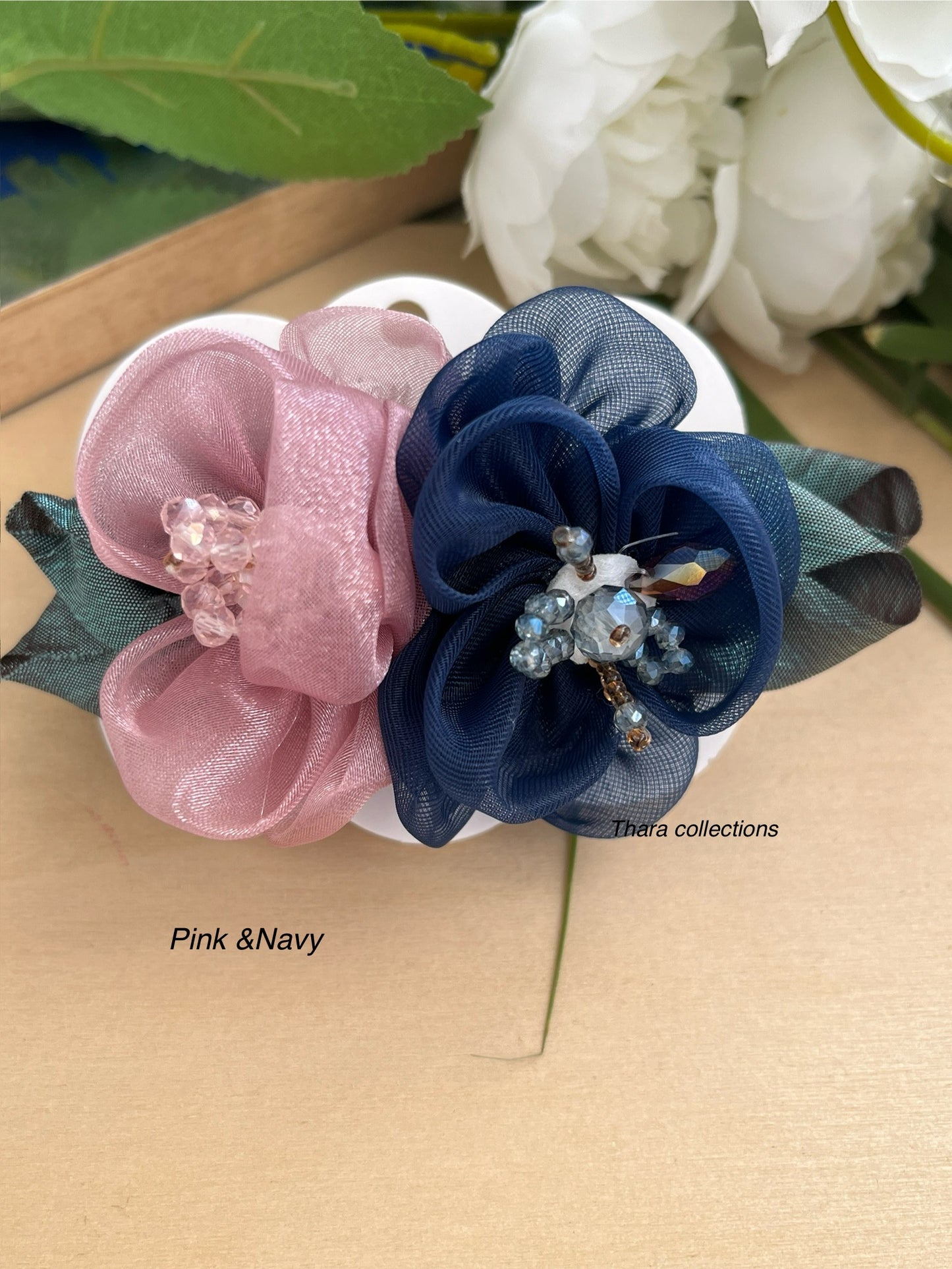 Petal Bloom – Leaf Accent Double Flower Hair Clip