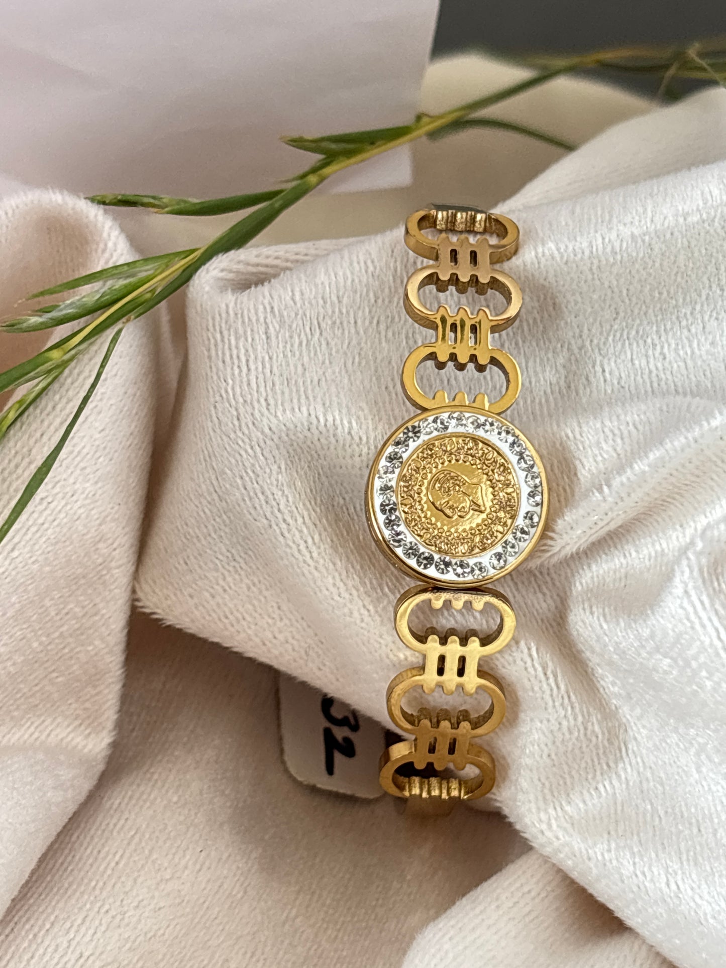 Stone Dial Antitarnish Kada
