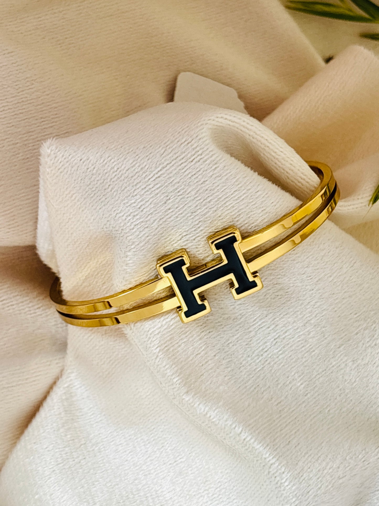 H symbol Kada Bracelet