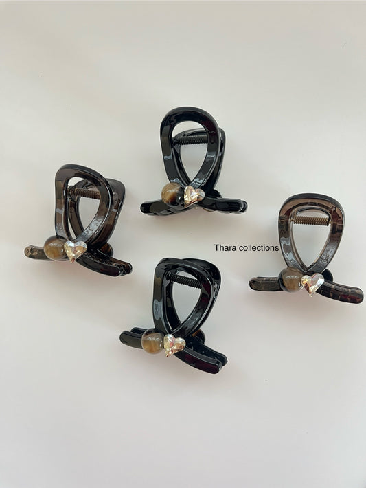 Love knot hair claw clip