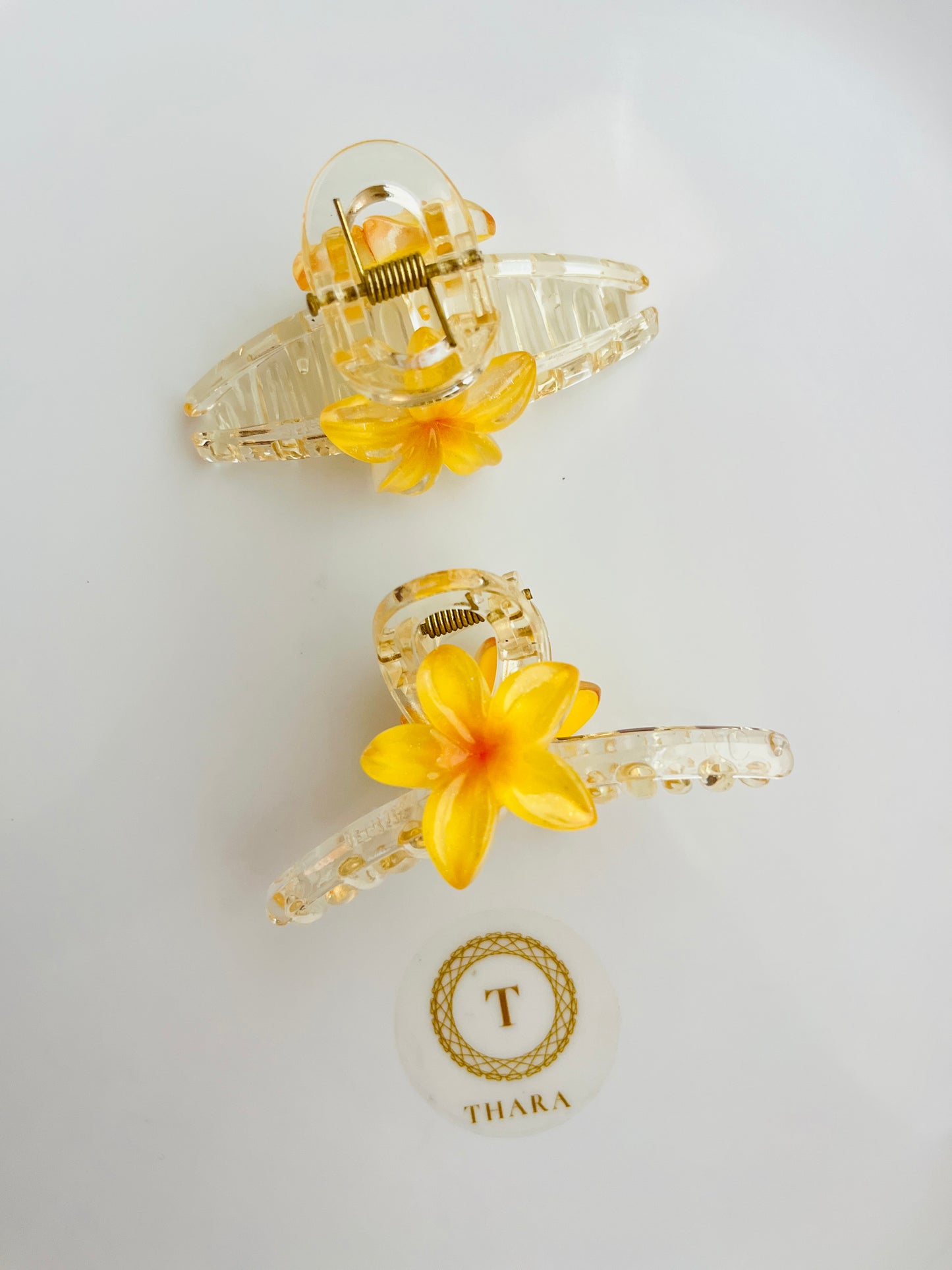 Mini Hawaiian Flower Hair Claw Clip – Medium Size