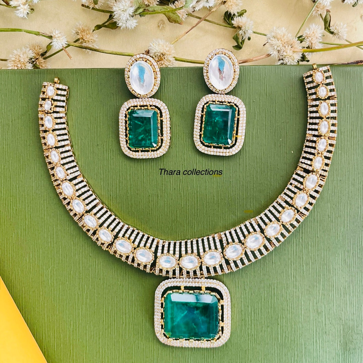 Emerald Radiance Kundan Necklace Set
