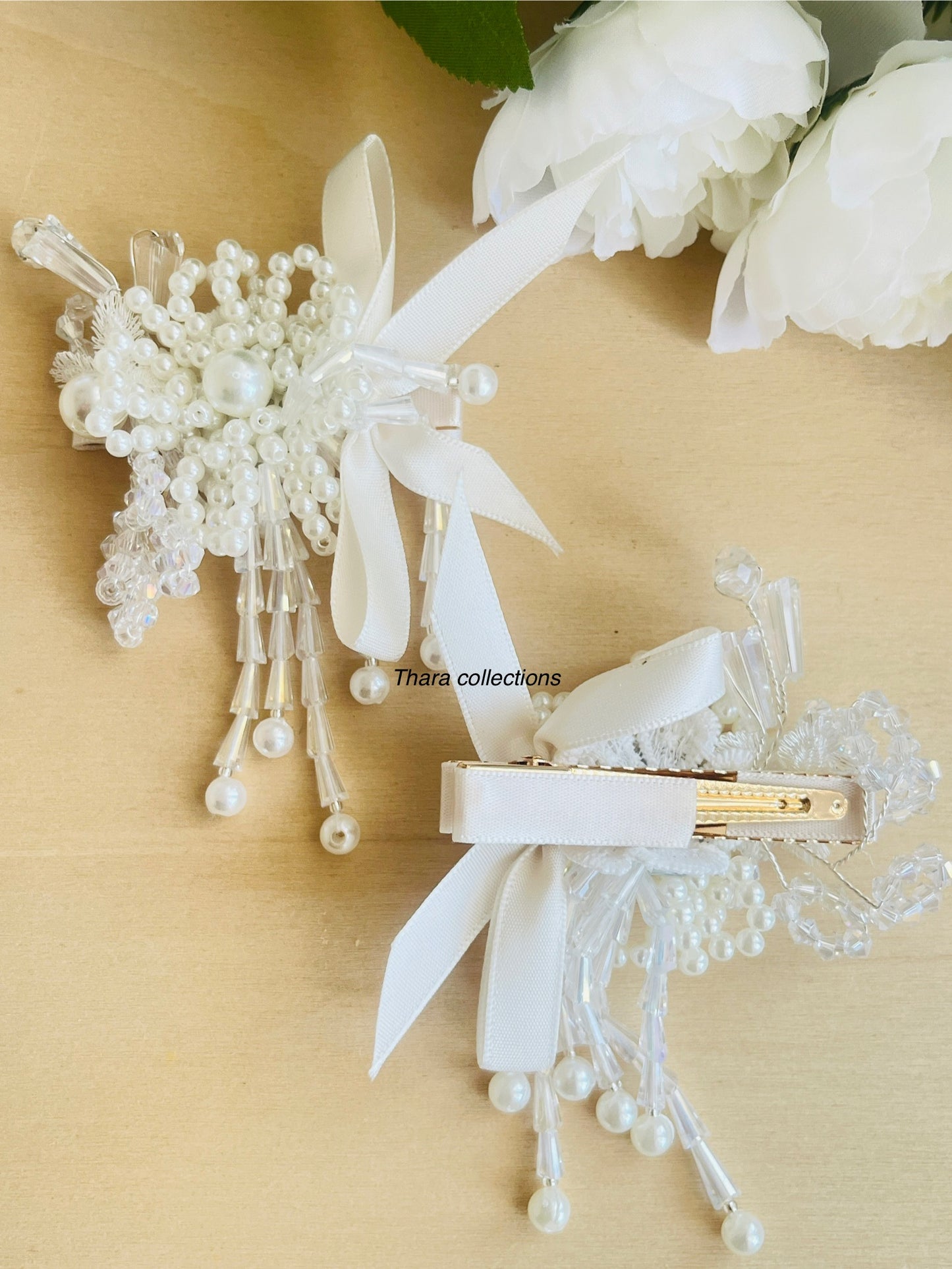 Pearl Blossom Alligator Hair Pin