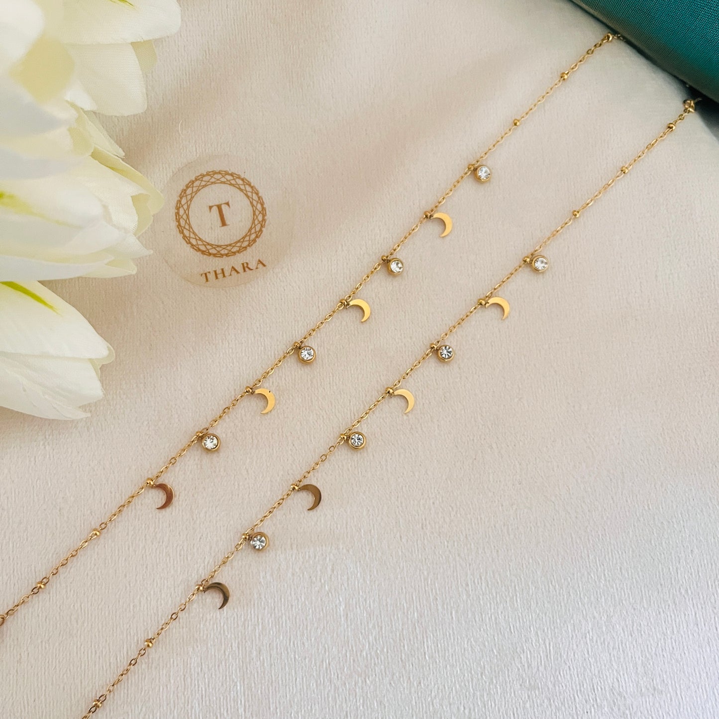 Minimal Moon Charm Anklet – Adjustable Size